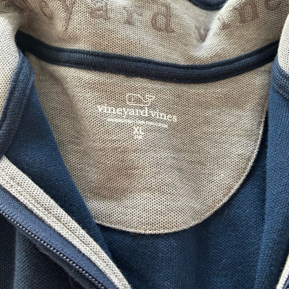 Boys XL Vineyard Vines Navy Quarter zip - Picture 3 of 3